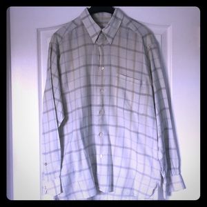 Ermenegildo Zegna long sleeve casual shirt.